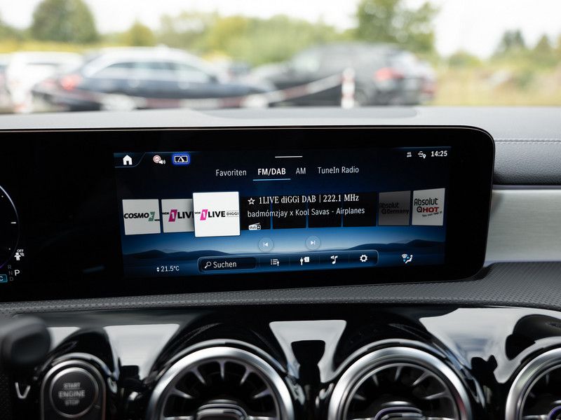 Mercedes-Benz CLA 220 2025