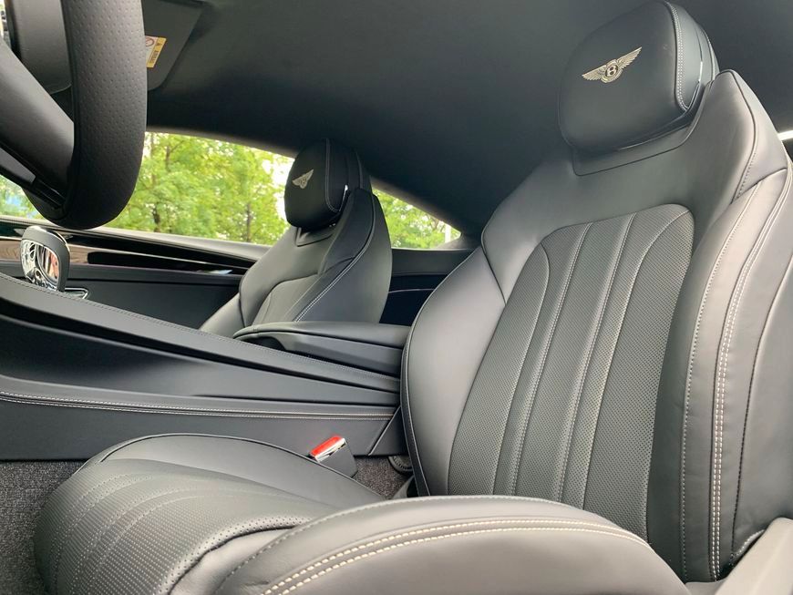 Bentley Continental GT 2025