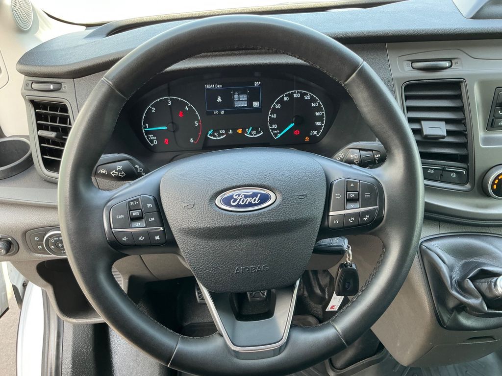 Ford Transit 2023
