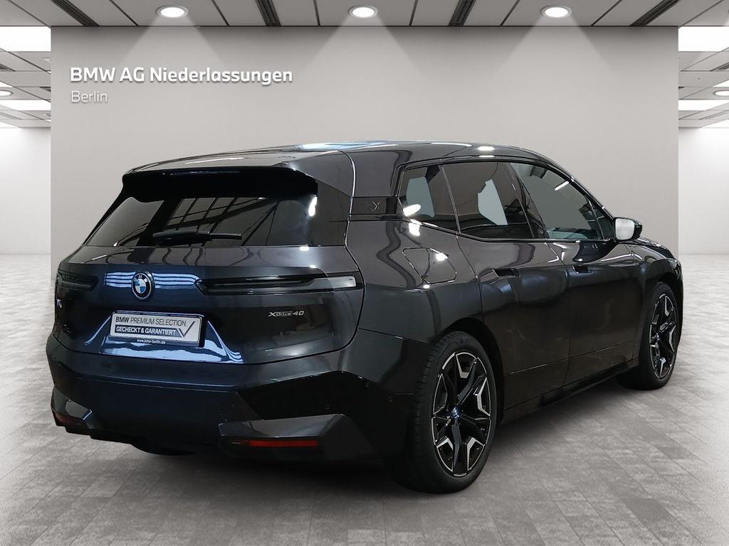 BMW iX 2022