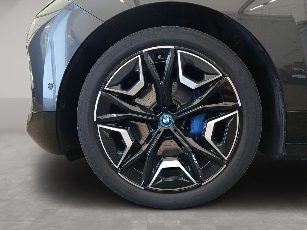 BMW iX 2022