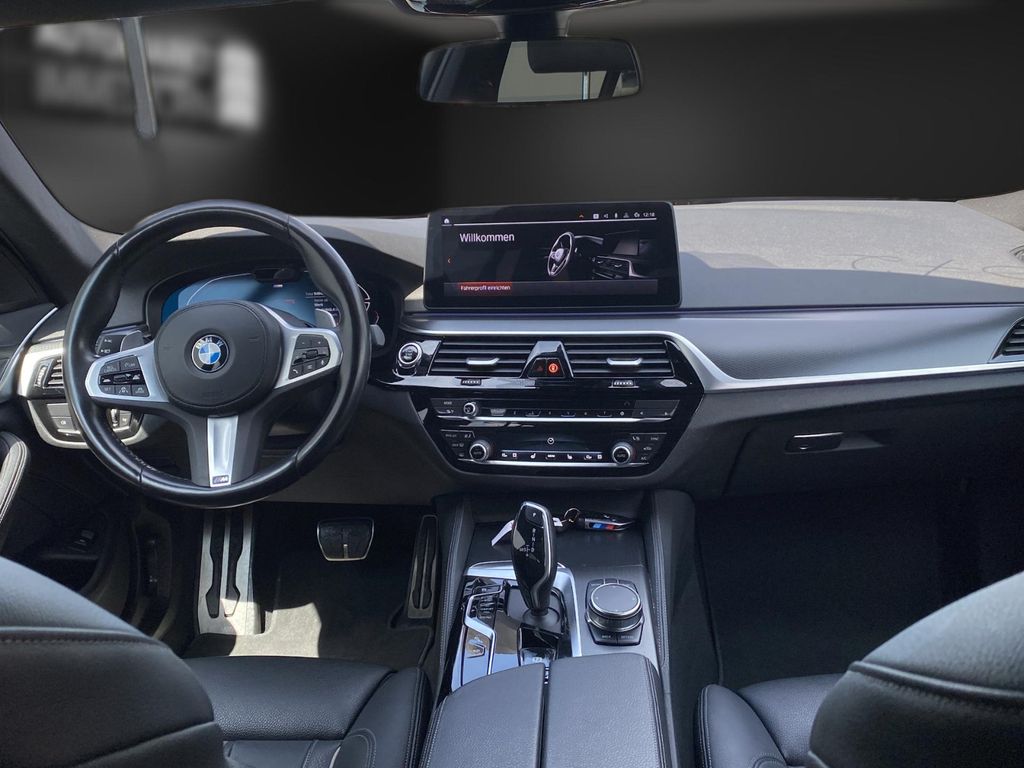BMW 530 2023