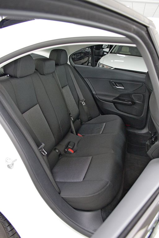 Mercedes-Benz C 200 2023