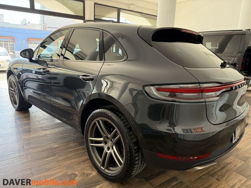 Porsche Macan 2020