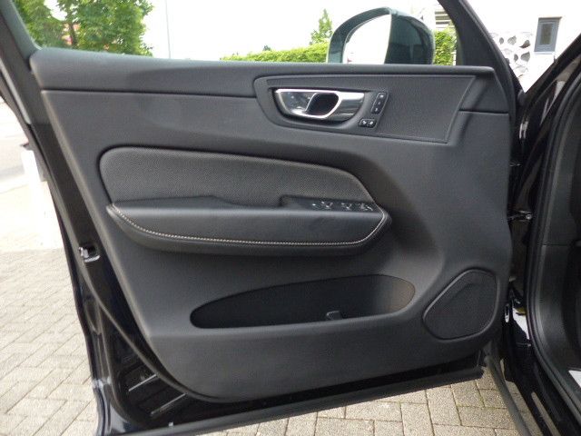 Volvo XC60 2021