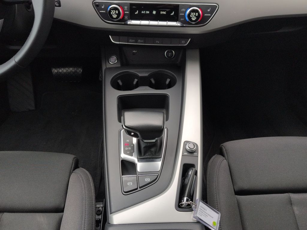 Audi A4 2022