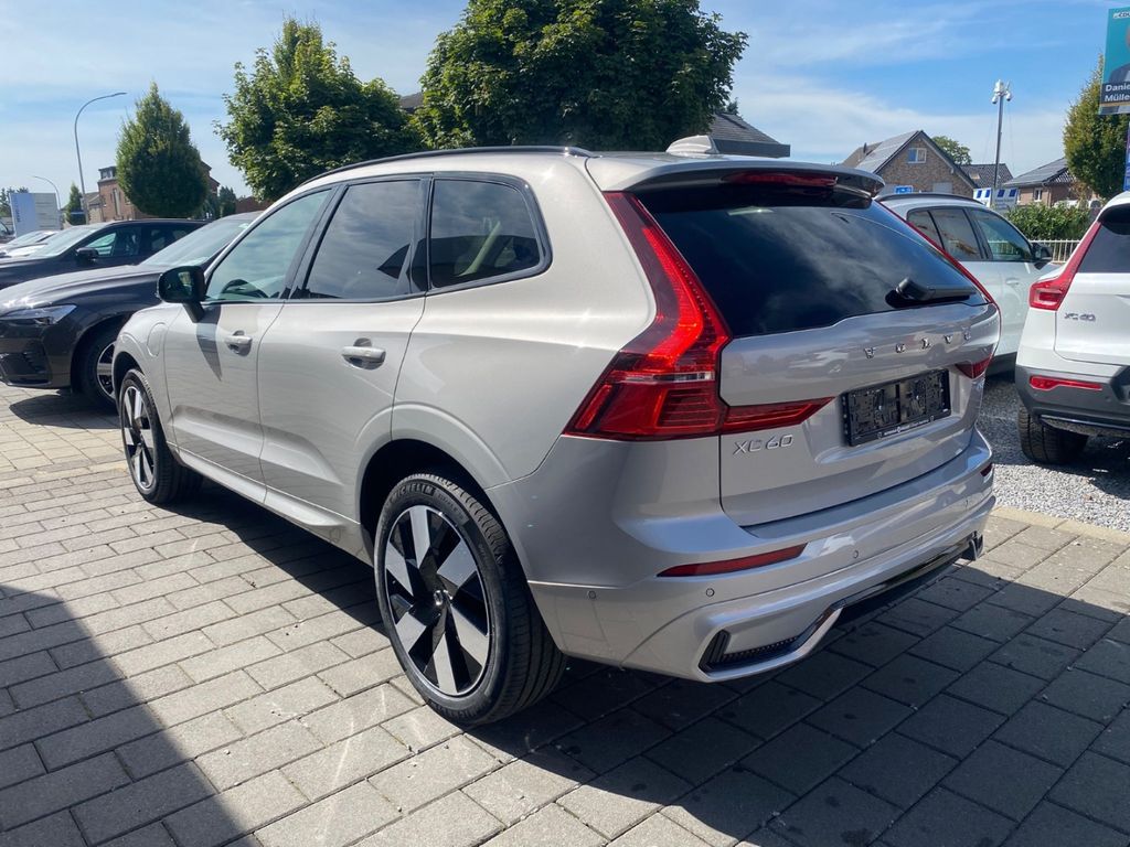 Volvo XC60 2025