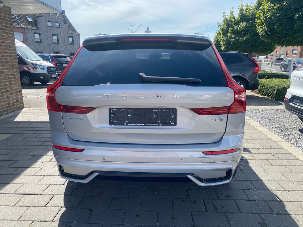 Volvo XC60 2025