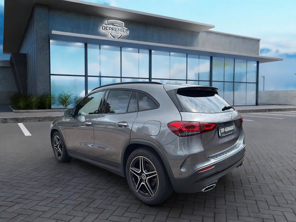 Mercedes-Benz GLA 180 2022