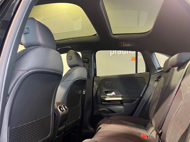 Mercedes-Benz GLA 220 2025