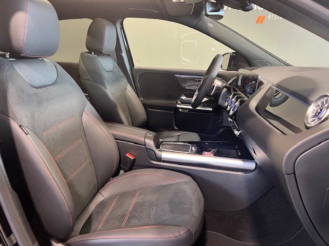 Mercedes-Benz GLA 220 2025