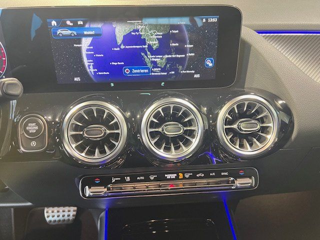 Mercedes-Benz GLA 220 2025