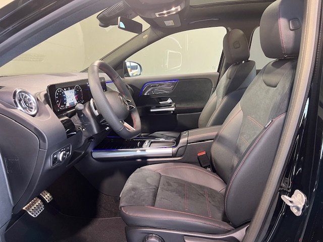 Mercedes-Benz GLA 220 2025