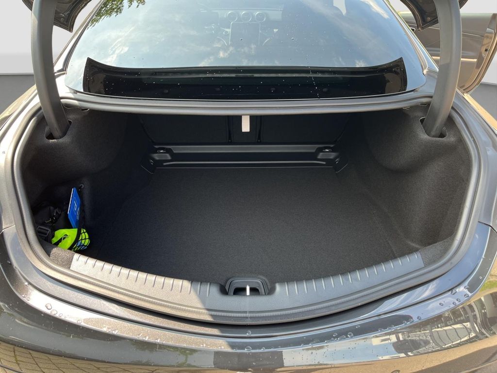 Mercedes-Benz CLE 200 2025