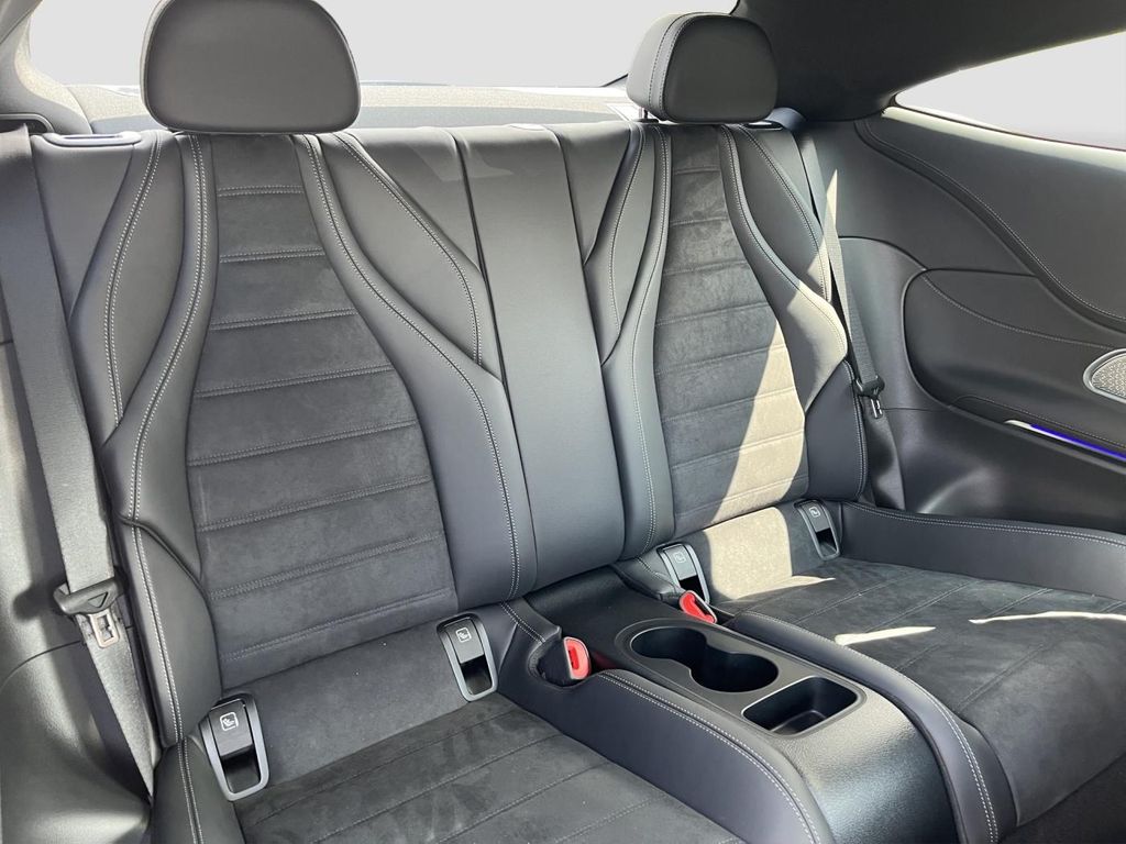 Mercedes-Benz CLE 200 2025