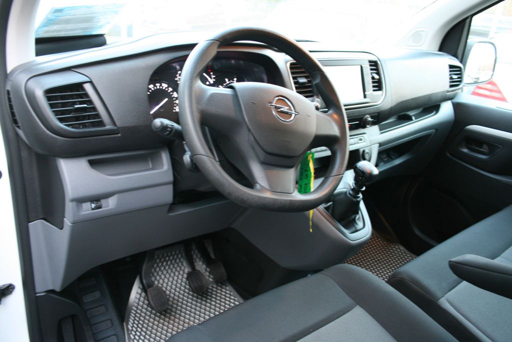 Opel Vivaro 2020