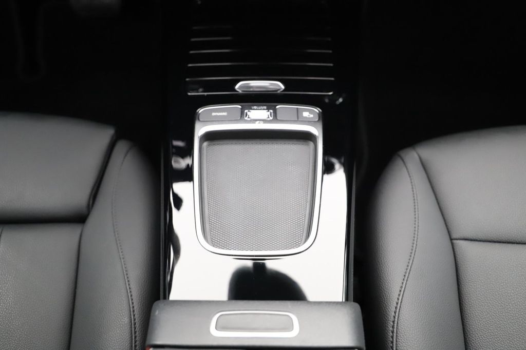 Mercedes-Benz CLA 220 2024