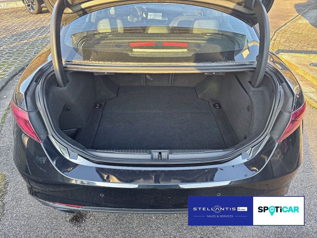 Alfa Romeo Giulia 2022