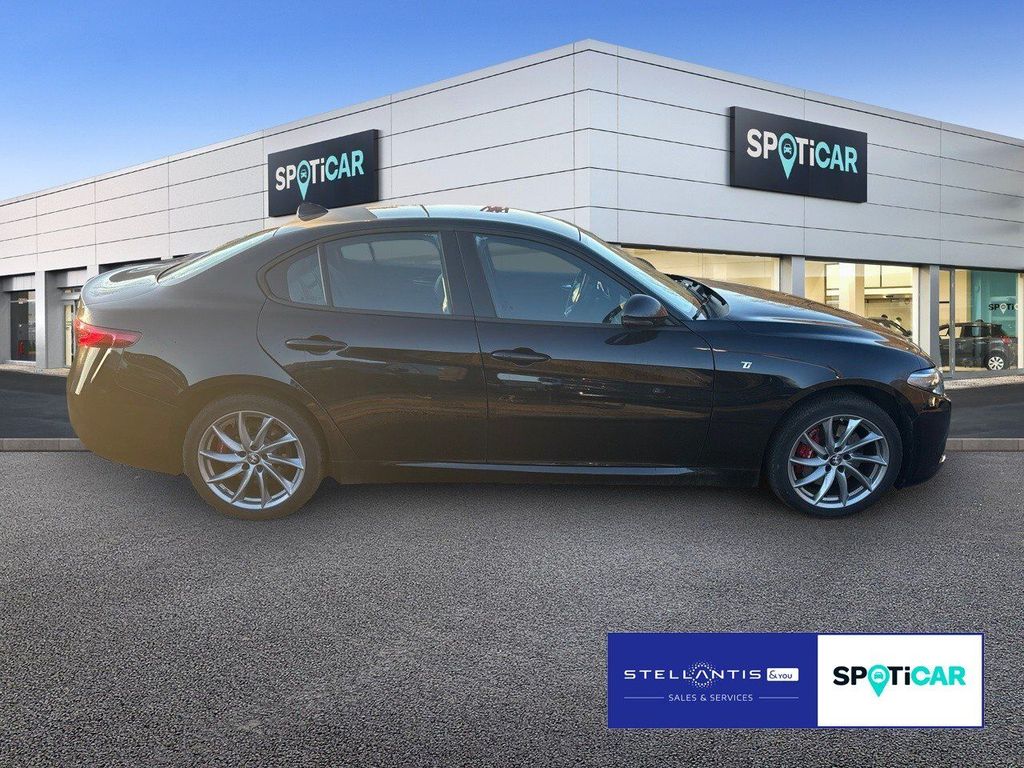 Alfa Romeo Giulia 2022