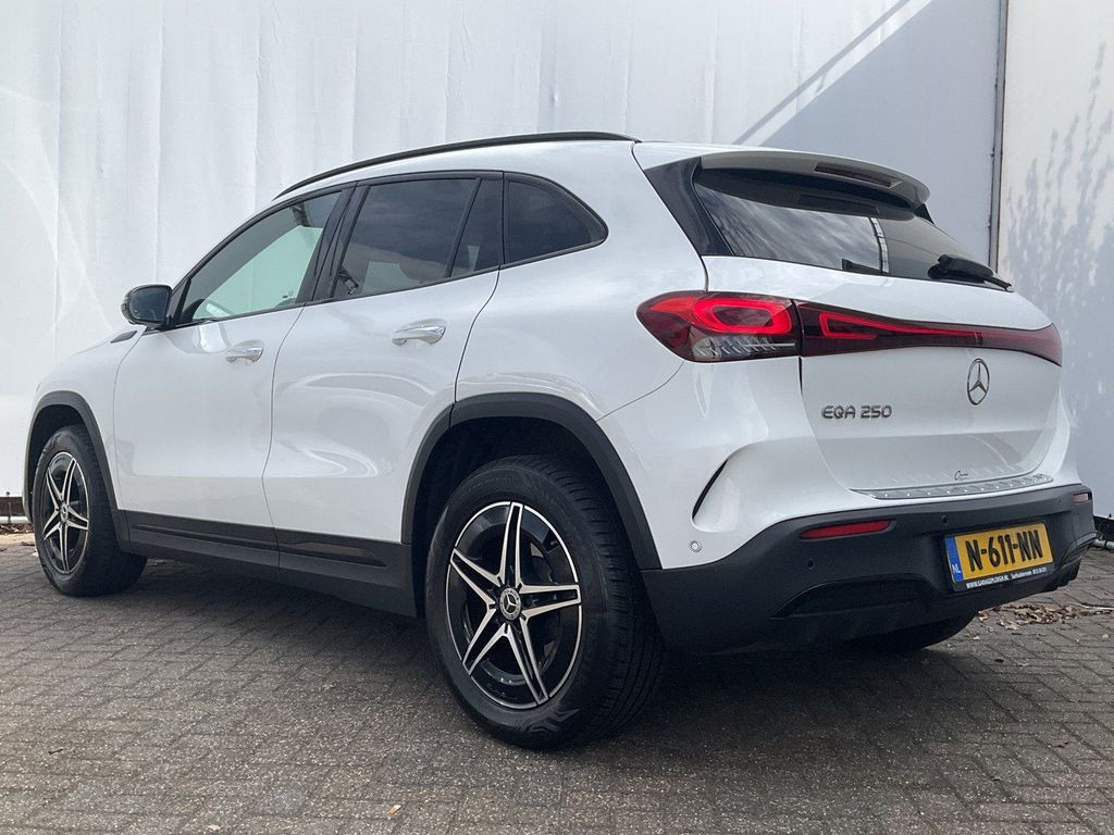 Mercedes-Benz EQA 2021