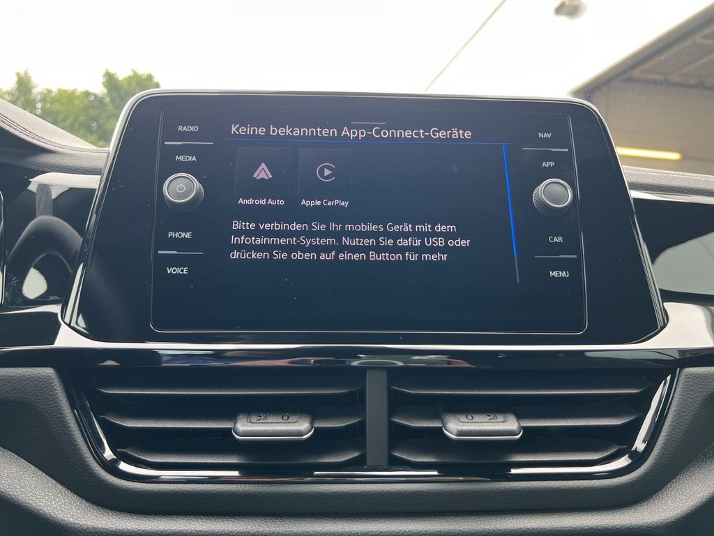 Volkswagen T-Roc 2024