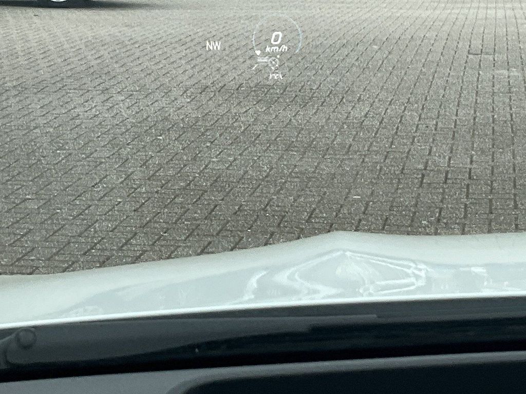 Mercedes-Benz EQA 2021