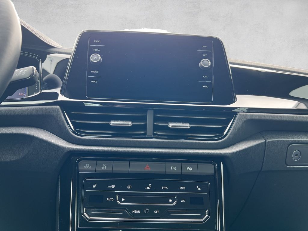 Volkswagen T-Roc 2024