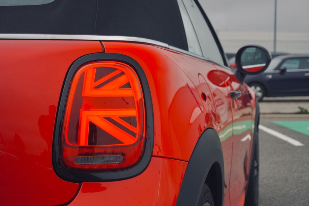 MINI Cooper Cabrio 2022