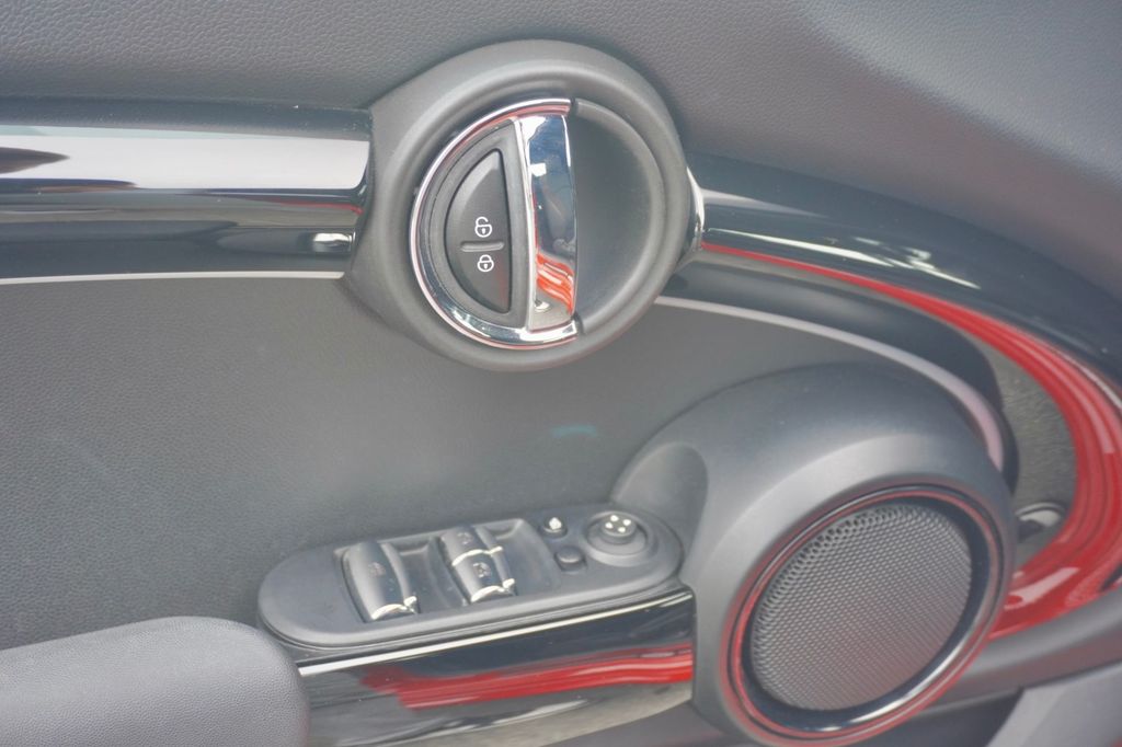 MINI Cooper Cabrio 2022