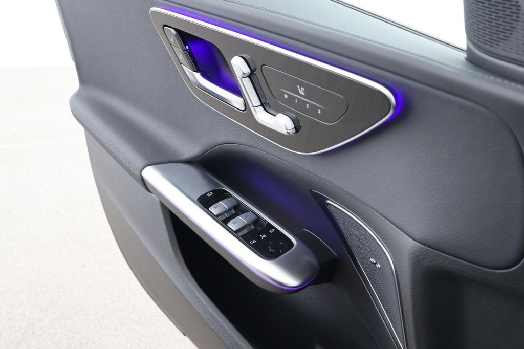 Mercedes-Benz C 220 2025