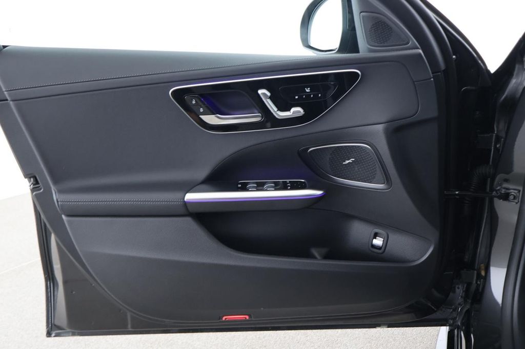 Mercedes-Benz C 220 2025