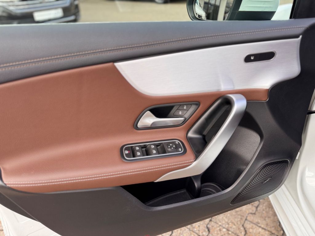 Mercedes-Benz A 220 2020