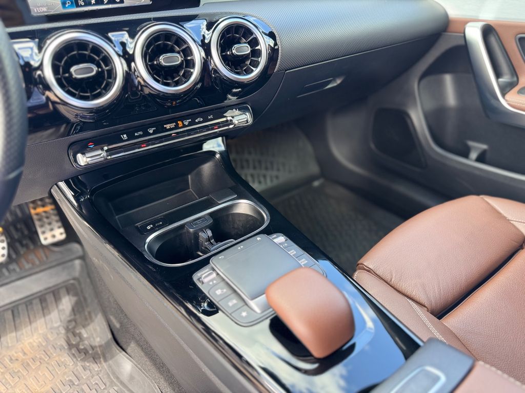 Mercedes-Benz A 220 2020