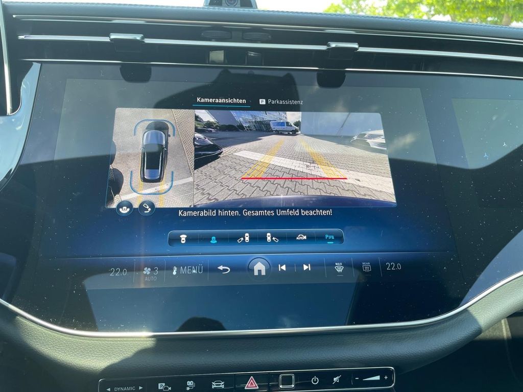 Mercedes-Benz E 300 2025