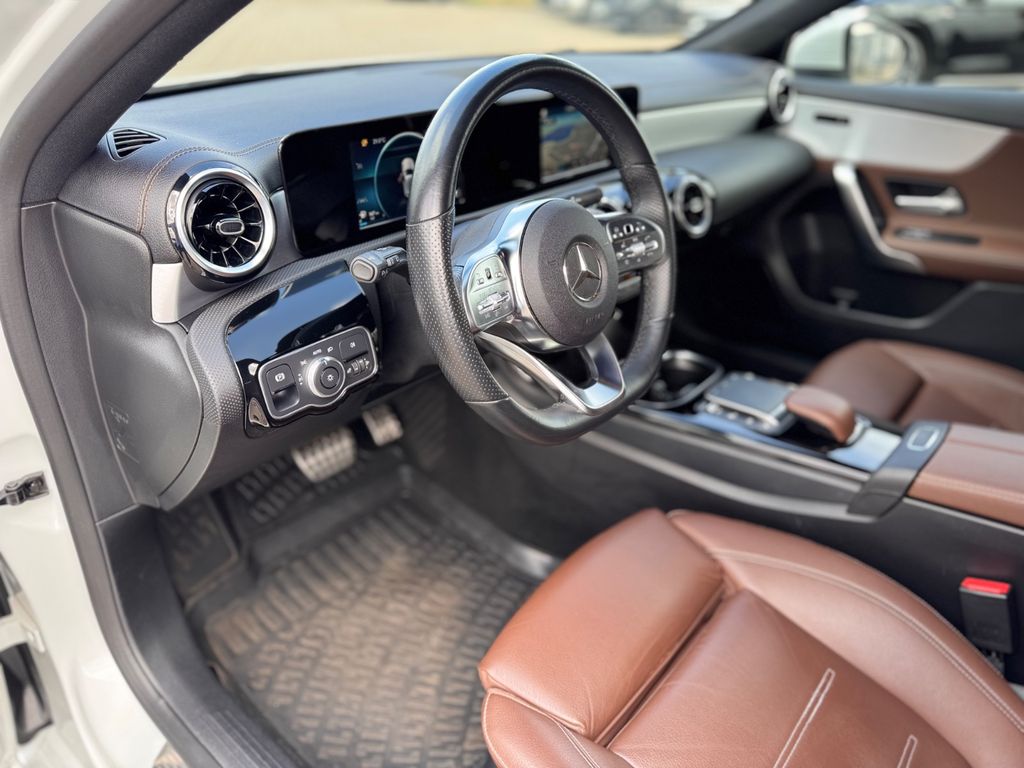 Mercedes-Benz A 220 2020