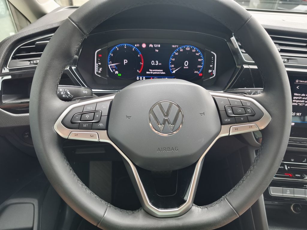 Volkswagen Touran 2024