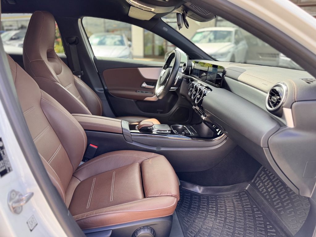 Mercedes-Benz A 220 2020