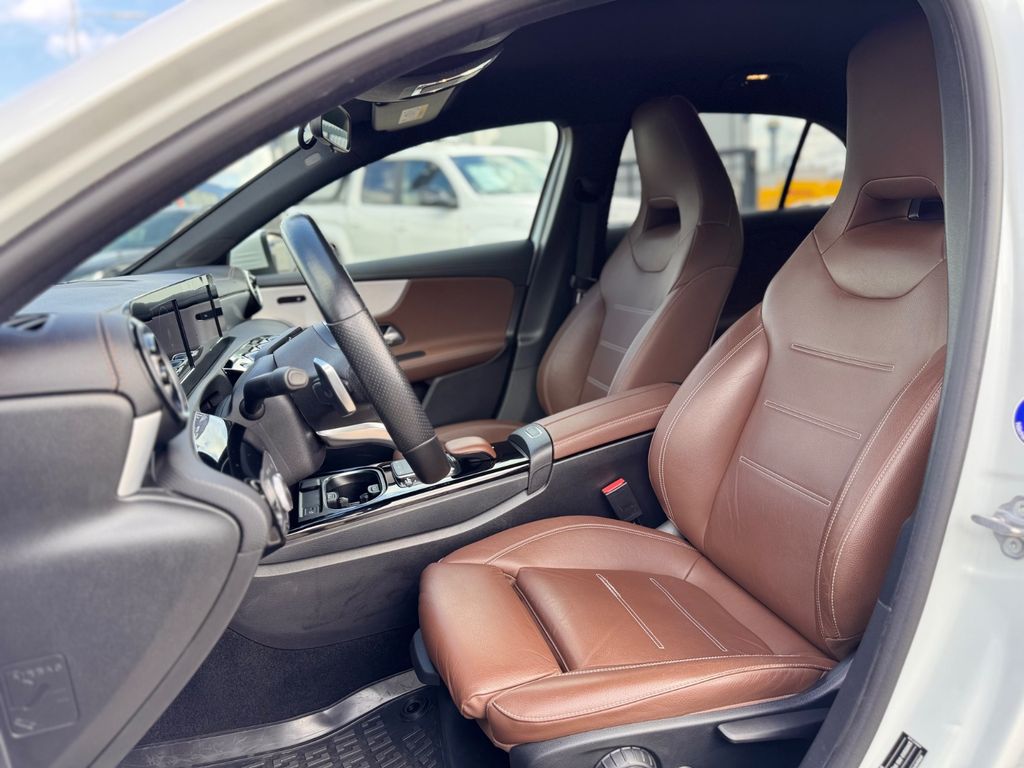 Mercedes-Benz A 220 2020