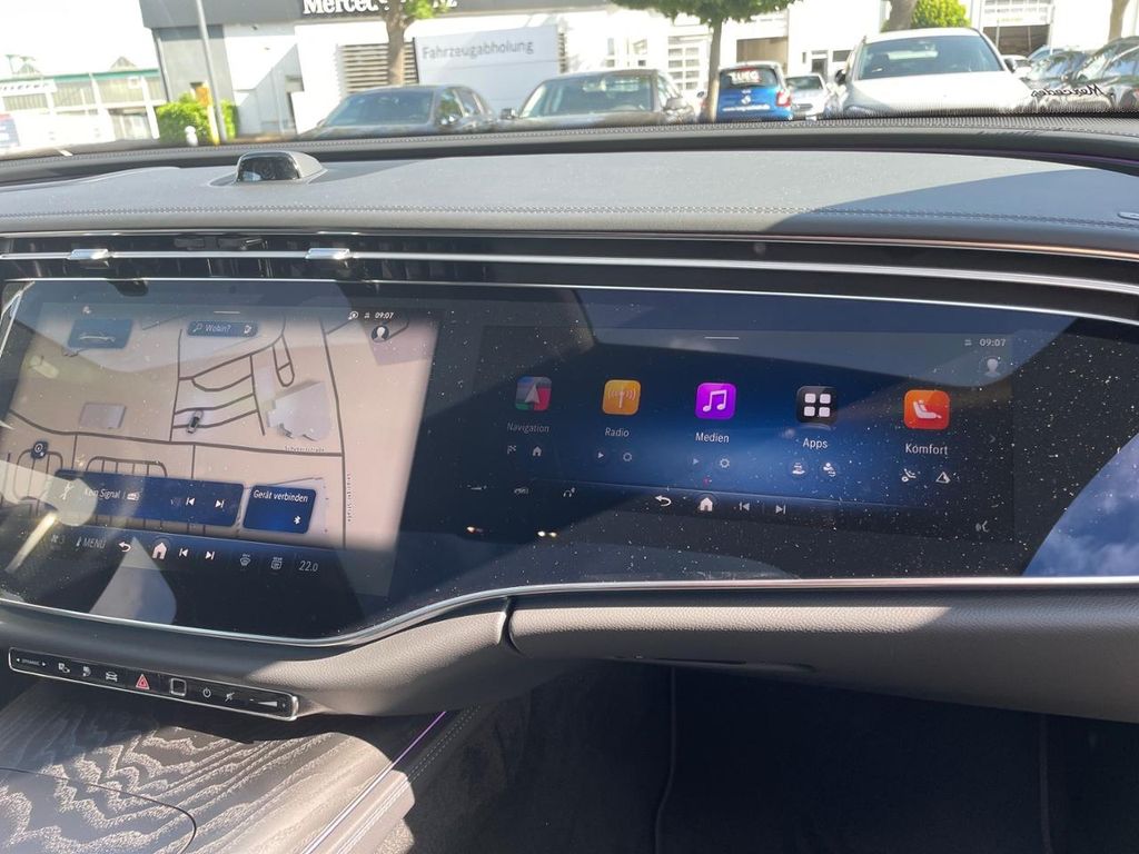 Mercedes-Benz E 300 2025