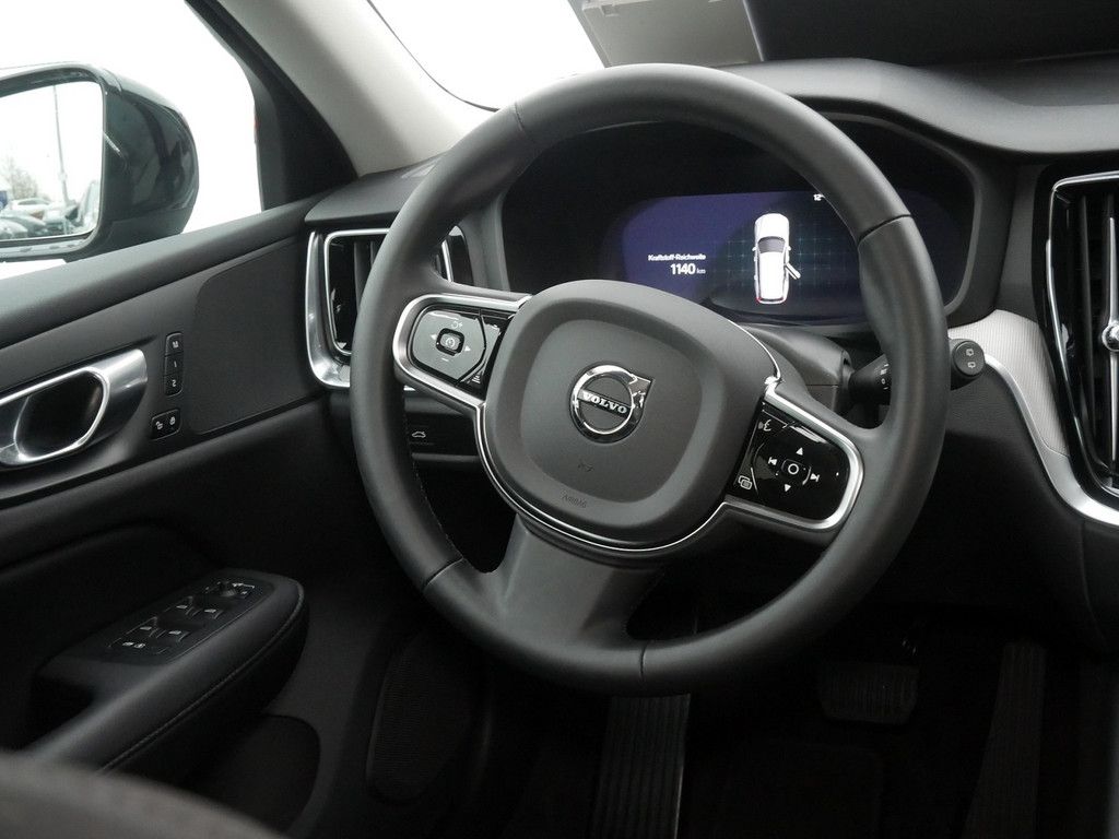 Volvo V60 2024