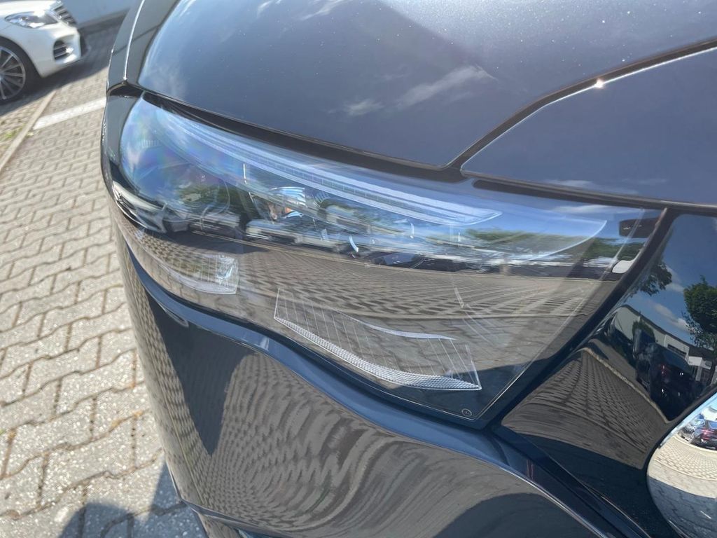 Mercedes-Benz E 300 2025