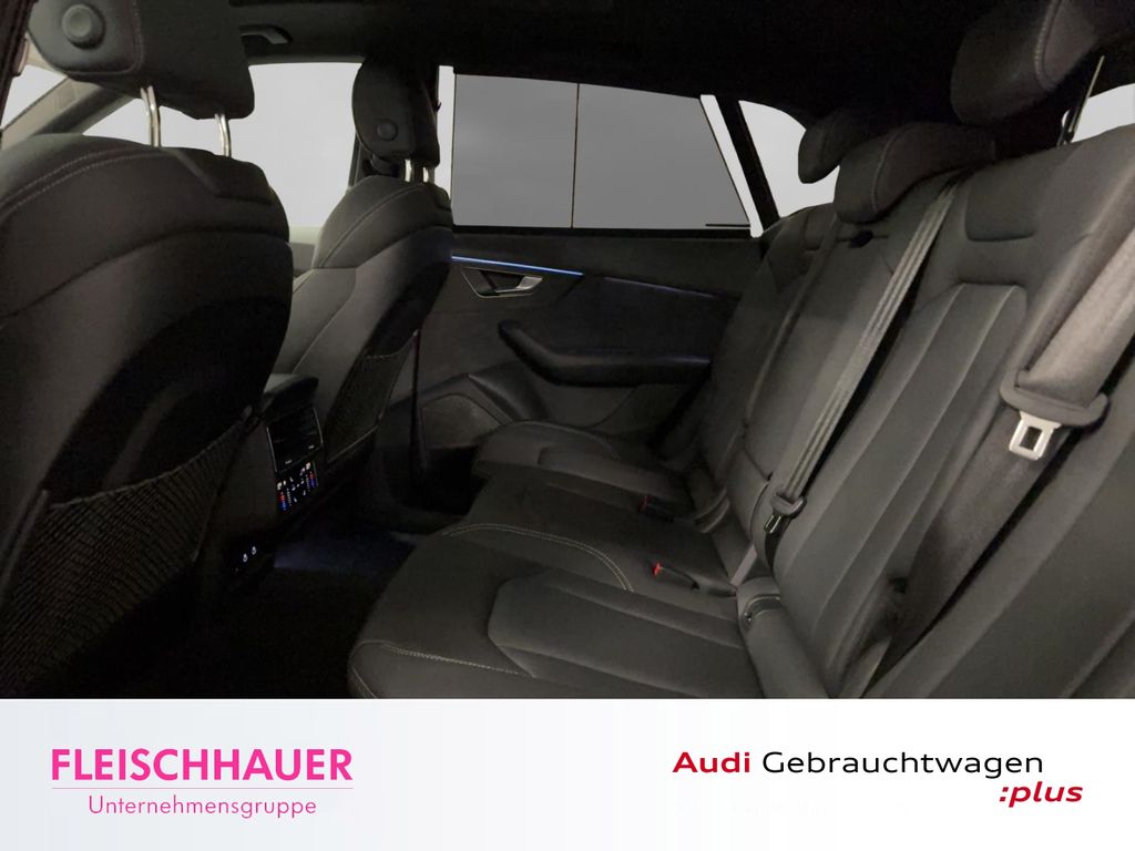 Audi SQ8 2023