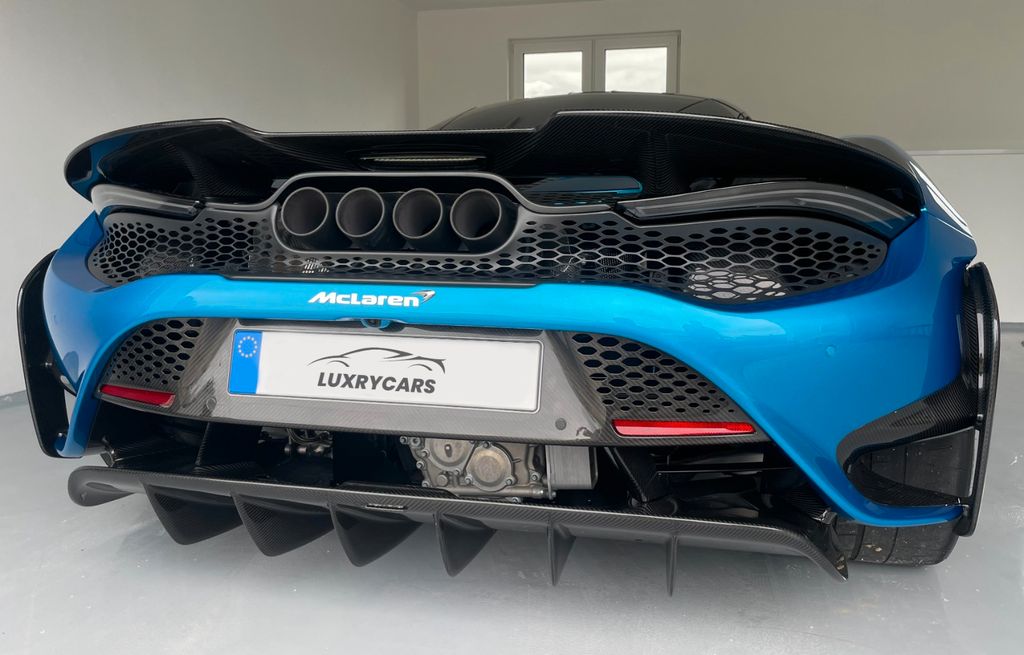 McLaren 765LT 2021