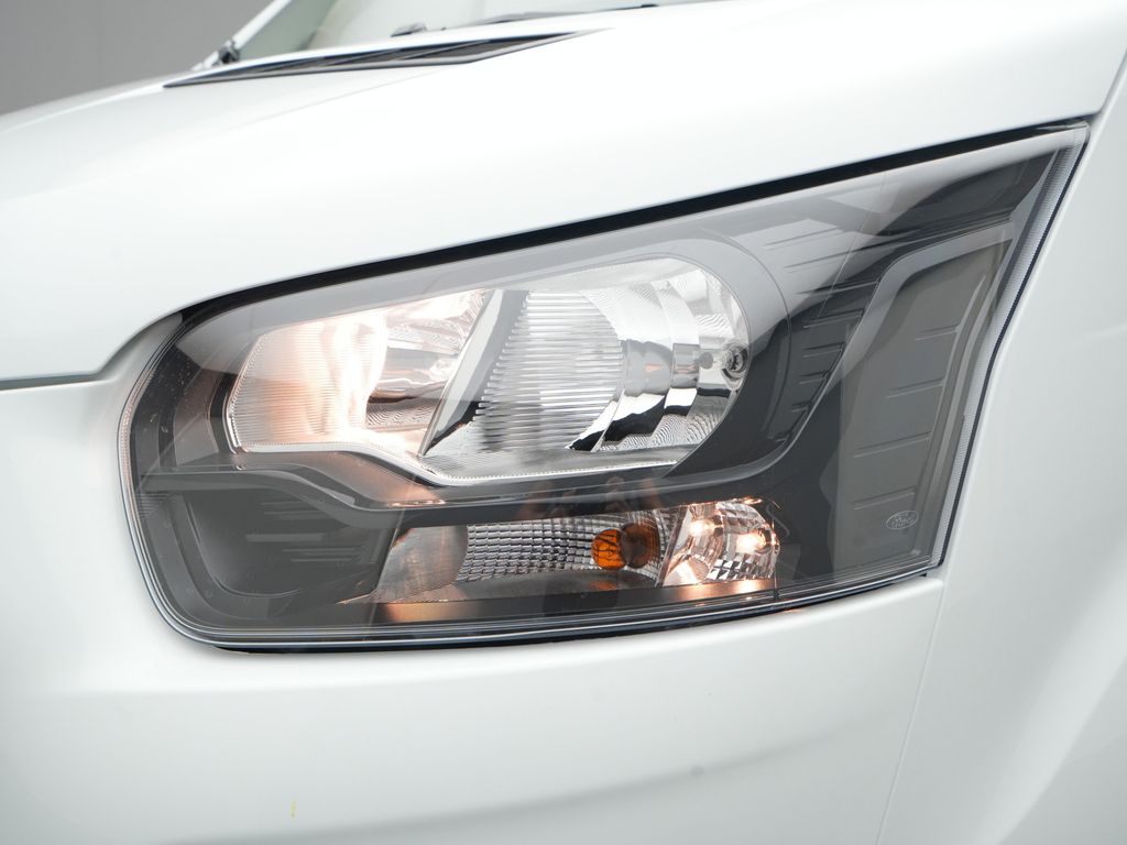 Ford Transit 2025