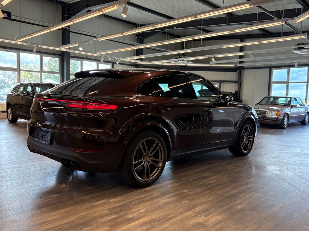 Porsche Cayenne 2022