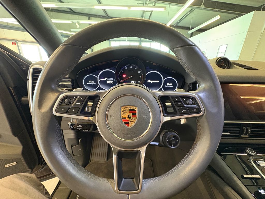 Porsche Cayenne 2022