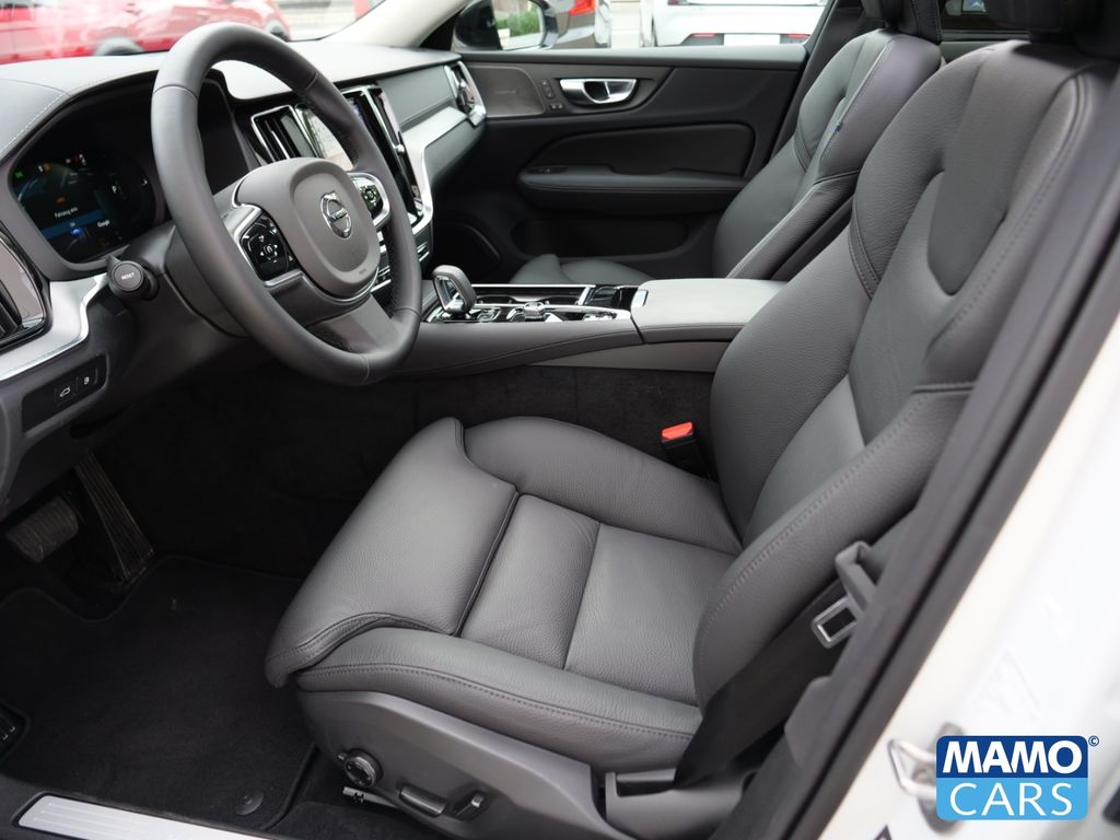 Volvo V60 2024