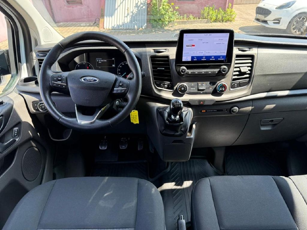 Ford Tourneo Custom 2021