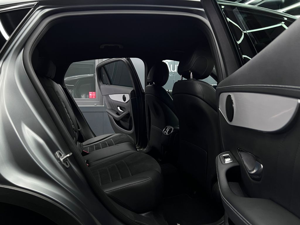 Mercedes-Benz GLC 300 2022