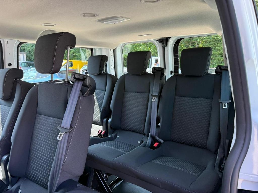 Ford Tourneo Custom 2021